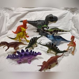 Dinosaurs figurines lot